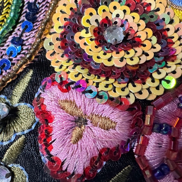 Black and Yellow Floral Embellished Clutch - Picture 2 of 13